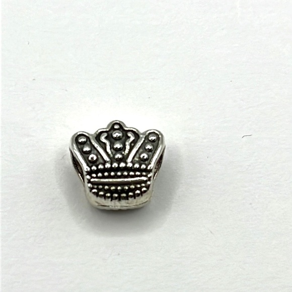 Crown  Charm for European Style Bracelets Fits Pandora Systems Queen Charms - Picture 1 of 8